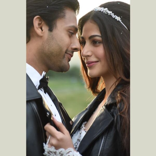 Stebin Ben: Heer Achhra is a good-looking girl, with an amazing screen presence