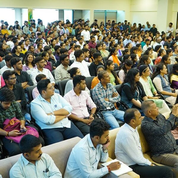 Top Private Universities for BBA in Surat