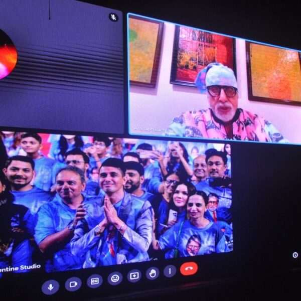 Bollywood Legend Amitabh Bachchan first time Virtually attends his spectacular 81st Birthday celebration hosted by his Surat Industrialist fan Sunil Shah