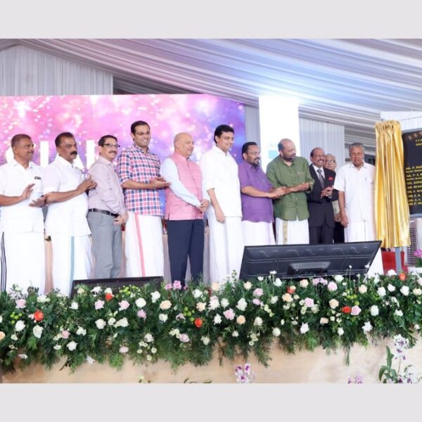 Kerala CM inaugurated CIAL’s seven Mega Projects