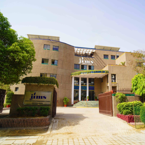 Work experience – Does it increase B-school admission and placement chances in 2024?