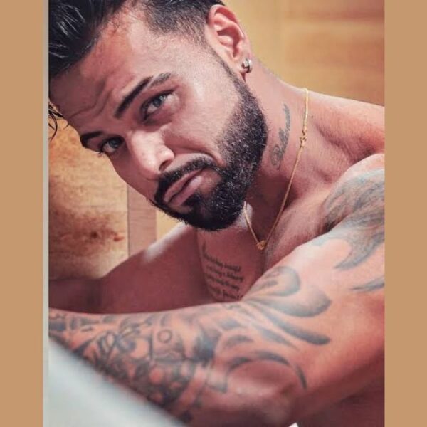 Indeep Bakshi Rocks the Stage at Kala Ghoda Arts Festival